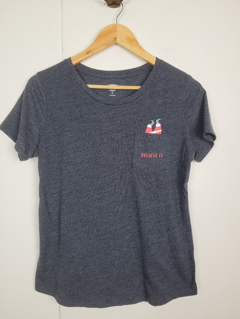 Old Navy Small Believe It Santa Pocket Graphic T-Shirt
